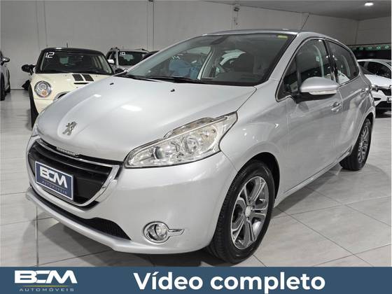 PEUGEOT 208 1.6 GRIFFE 16V FLEX 4P AUTOMÁTICO PEUGEOT 208 1.6 GRIFFE 16V FLEX 4P AUTOMÁTICO
